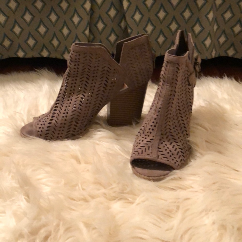 Peep toe ankle short bootie with heel